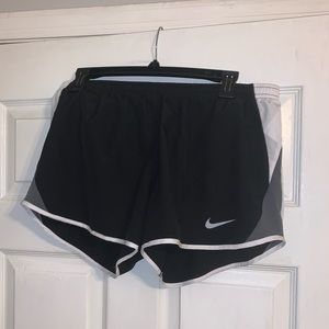 Nike Shorts *READ DESCRIPTION*